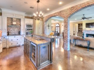 647 Summerville Dr, Shreveport, LA 71115