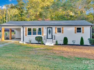 1433 Poovey Hill Ln, Lincolnton, NC 28092