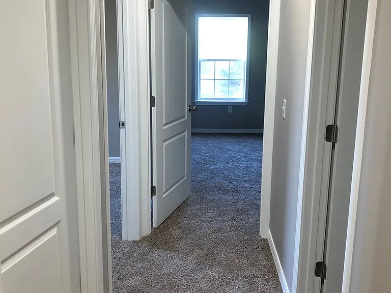 160 Sunrise Cv — Photo 8