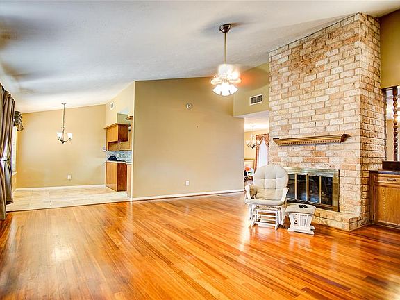 5th image of 1311 Westgreen Blvd