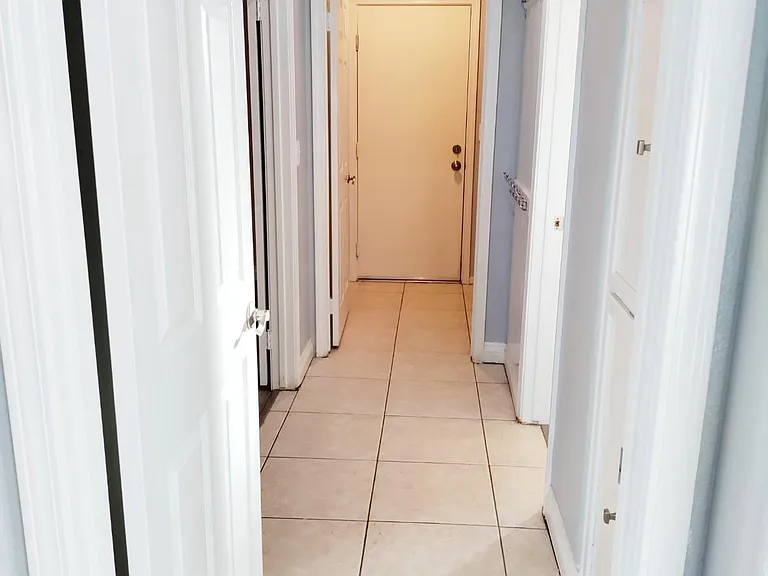 28414 Champions Dr — Photo 25