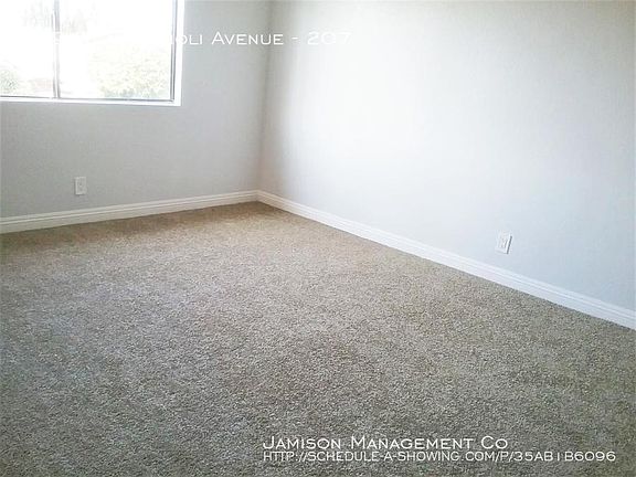 5th image of 13915 Lemoli Ave APT 207