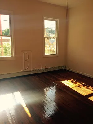 Rented by Bouklis Group | media 91