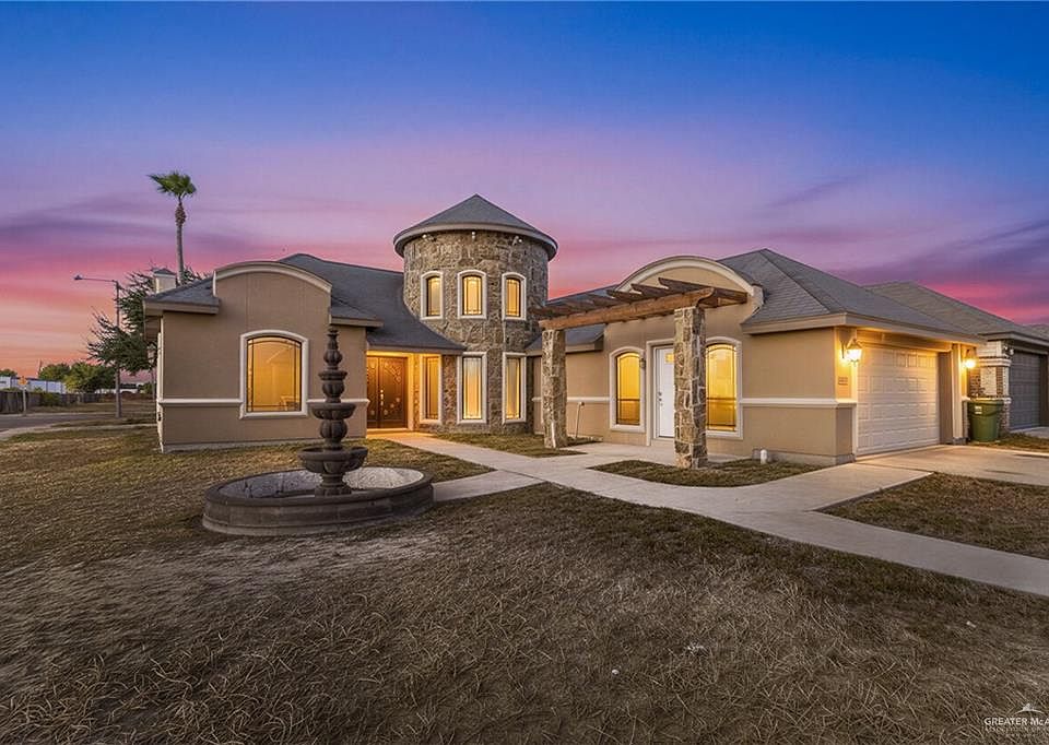1st image of 1332 Royal Palms Drive