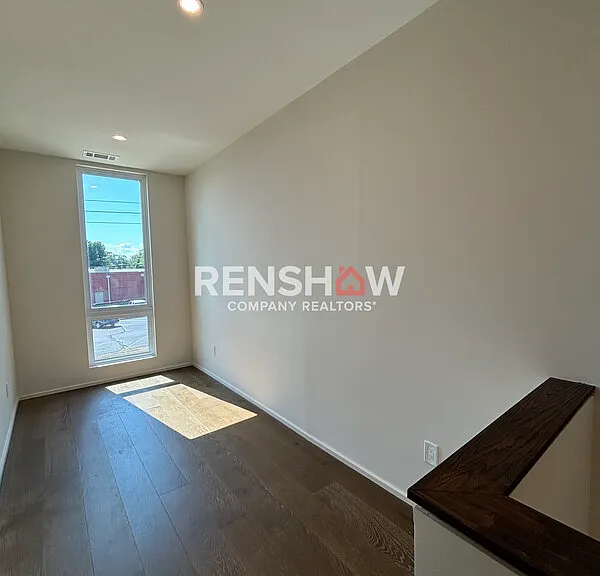 38 Angelus St — Photo 23