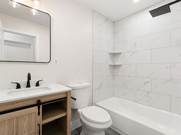 5th image of 3500 Wharton St #304