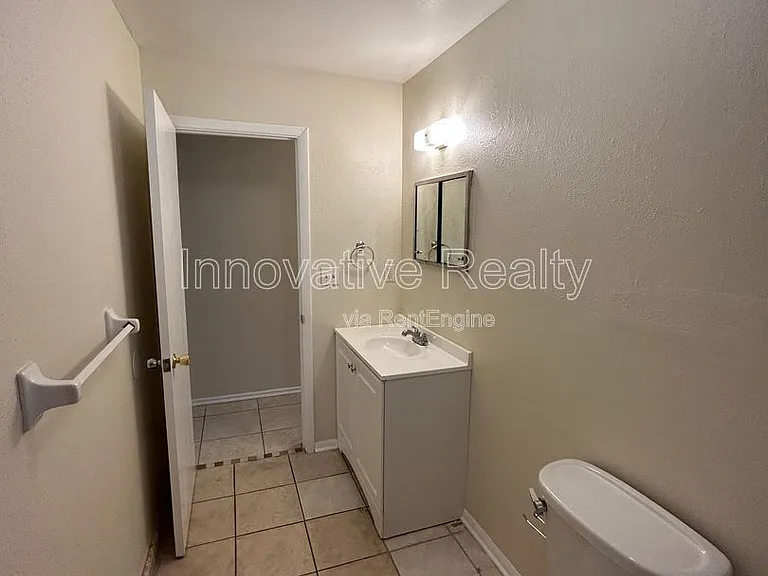 2441 Fifeshire Dr — Photo 13