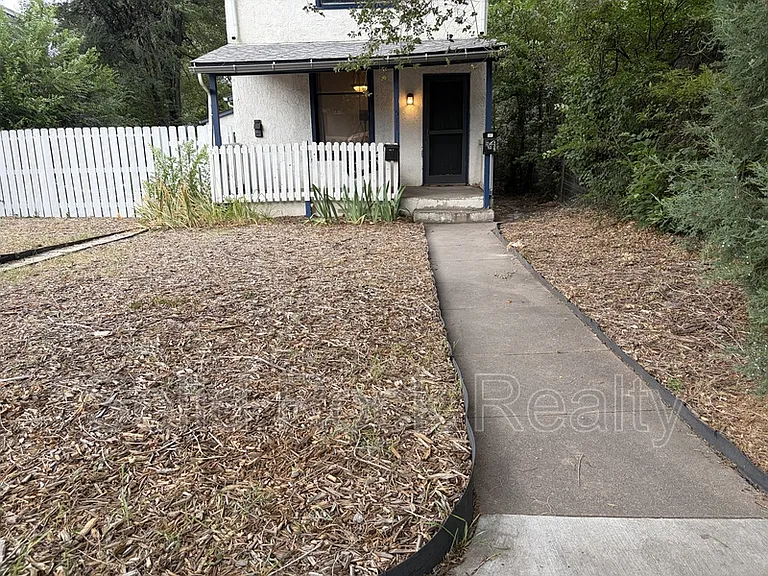 511 E Platte Ave #1 — Photo 17