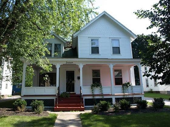 1st image of 16 Grant Ave
