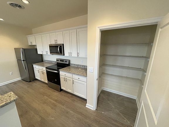 3rd image of 192 Erie Blvd #704