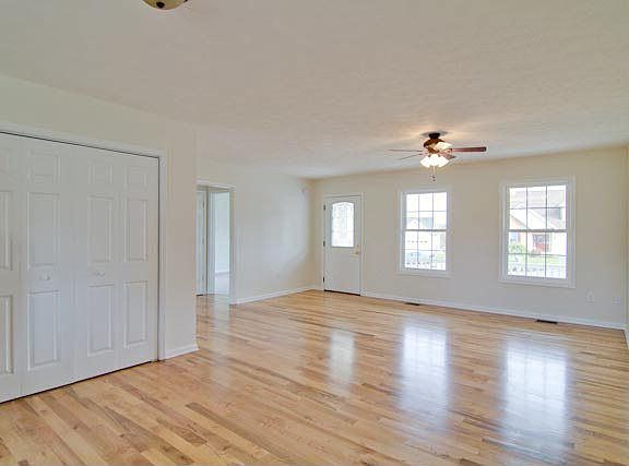 5th image of 288 Morningside Dr
