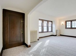 1129 Lane Pl FLOOR 1, Saint Paul, MN 55106