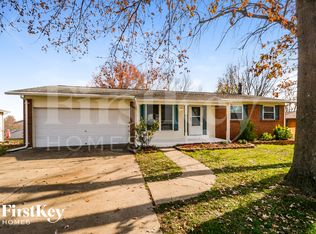 1036 Drexel Dr, Saint Charles, MO 63303