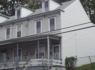 421-423 Nichols St, Pottsville, PA 17901