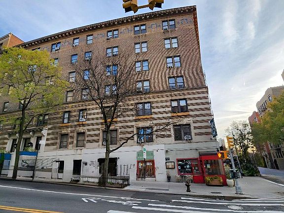 2nd image of 854 W 181st Street #5G