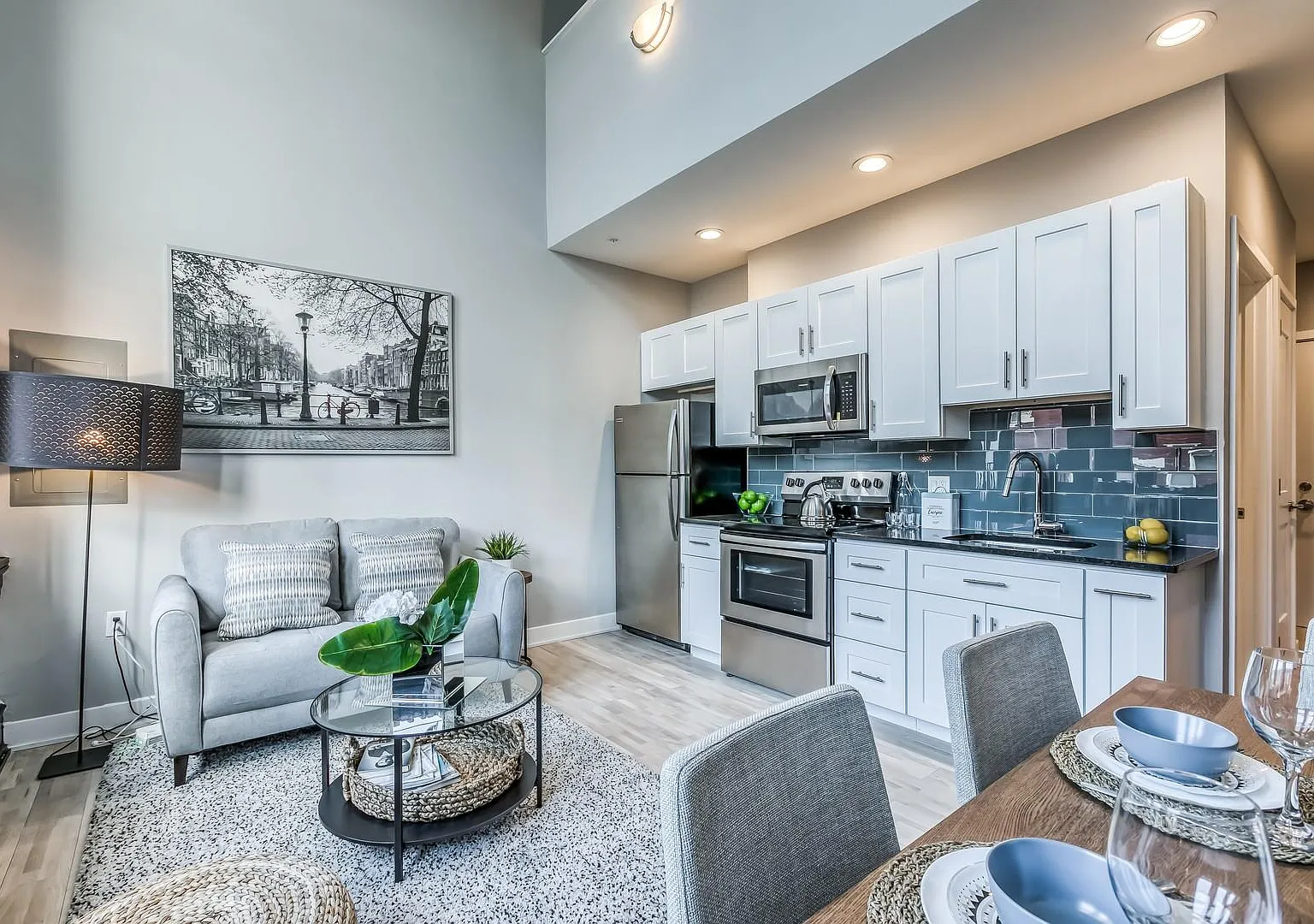 1 bed, 670 sqft, $1,550 — Photo 3