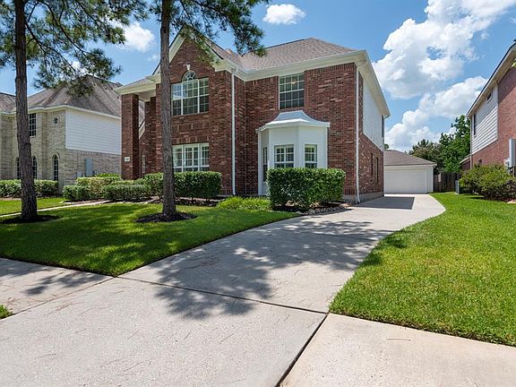 Located on a culdesac steet, detached garage, with extra long driveway.