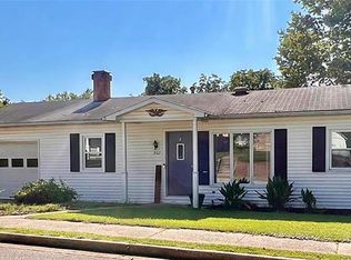 907 Miller St, New Haven, MO 63068