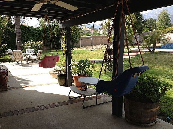 3rd image of 9714 Banyan St