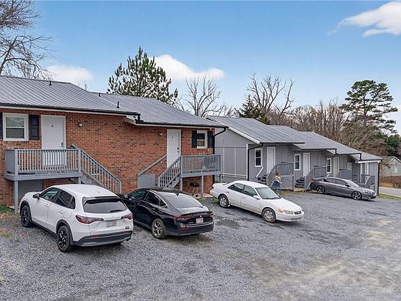 5th image of 1240 Old Liberty Rd