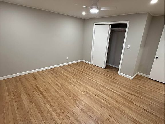 5th image of 4-10 Austin Dr #4