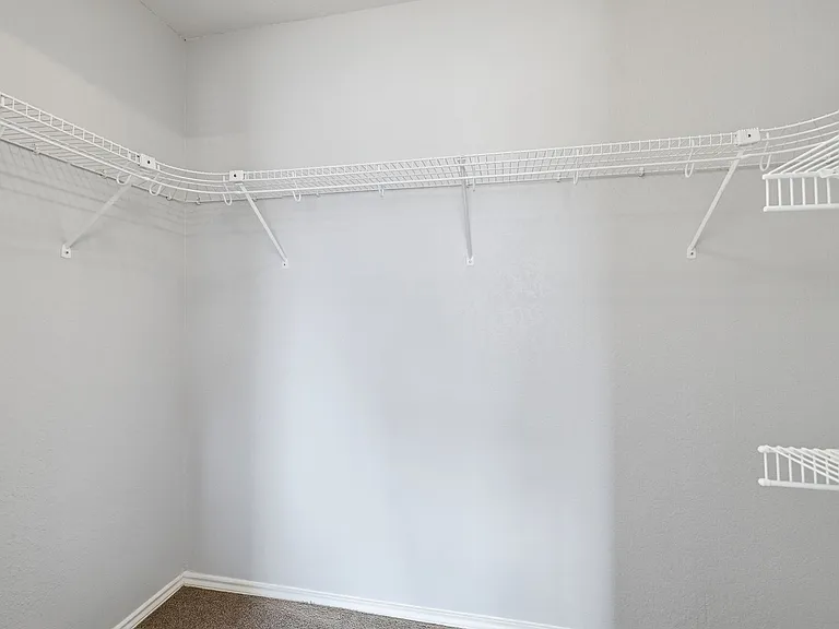 11102 Dewberry Fld — Photo 17