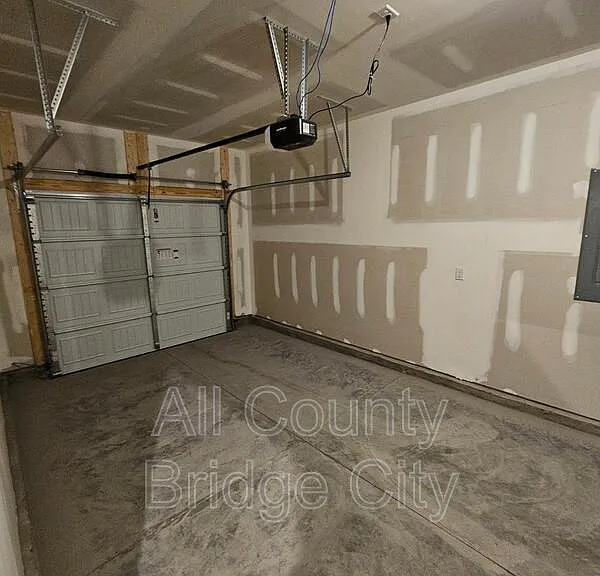 157 Randwick Ln — Photo 11