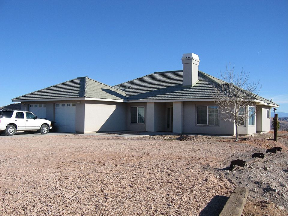 Front of house facing west