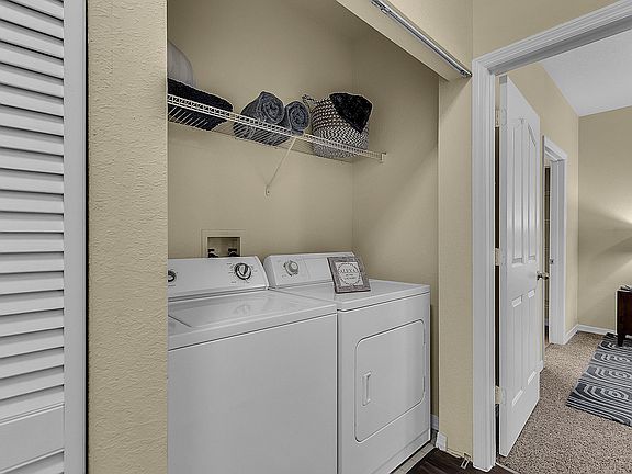 2nd image of 4220 New Broad St #2-101