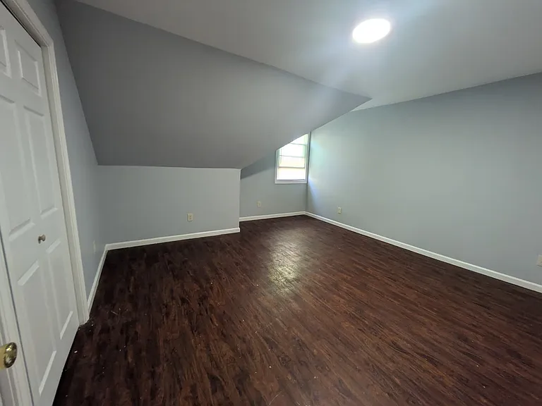 40 Center St #2R — Photo 14