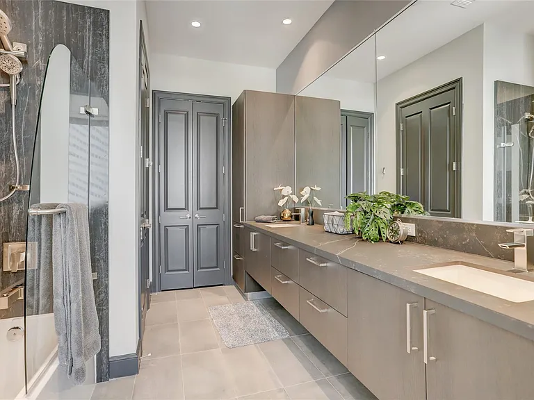 1211 Caroline St #1706 — Photo 12