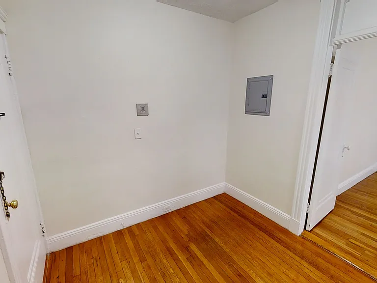 1187 Boylston St #34 — Photo 6