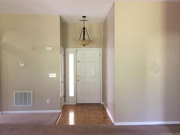 5th image of 141 Glynwater Dr