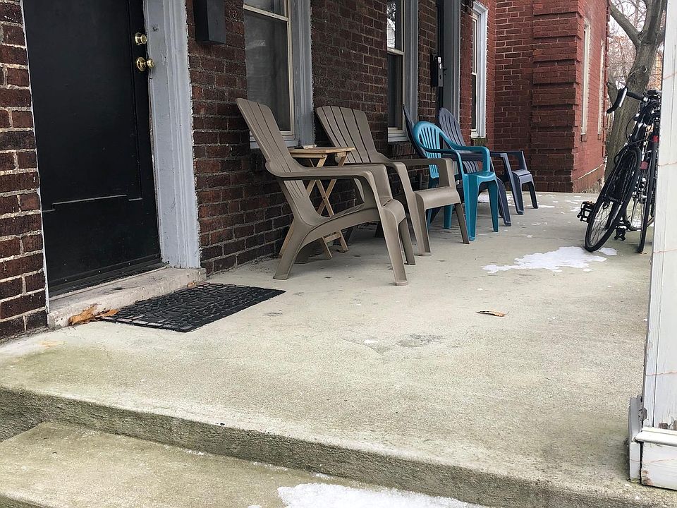 1st image of 411 E Lane Ave