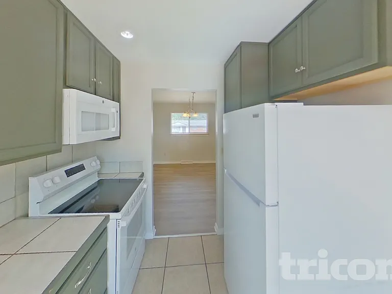 1634 Keaton Ln — Photo 7