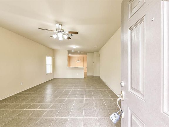 2nd image of 19735 Crossfalls Ln