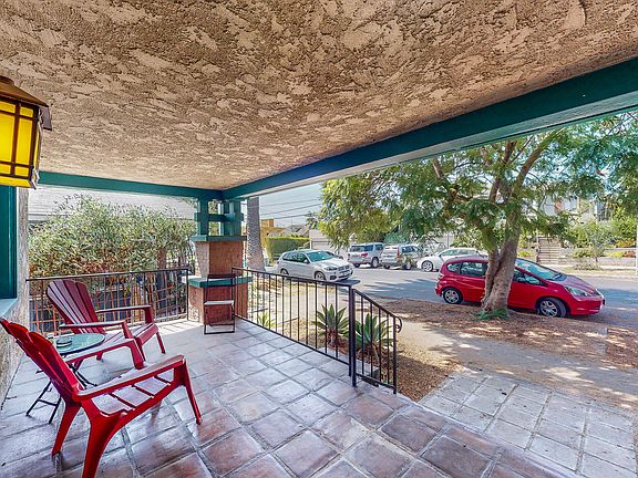 5th image of 932 Manzanita St