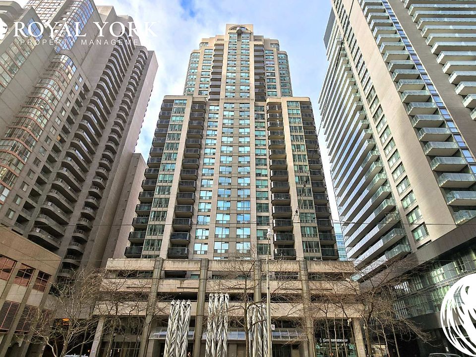 2nd image of 750 Bay St #9