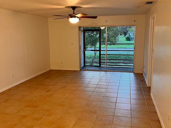3rd image of 4200 Gulfstream Dr APT C