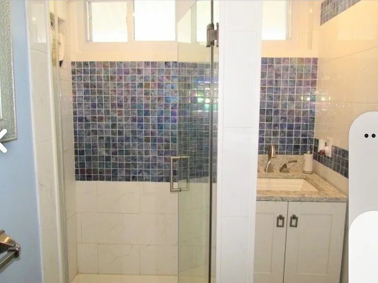 Bathroom1