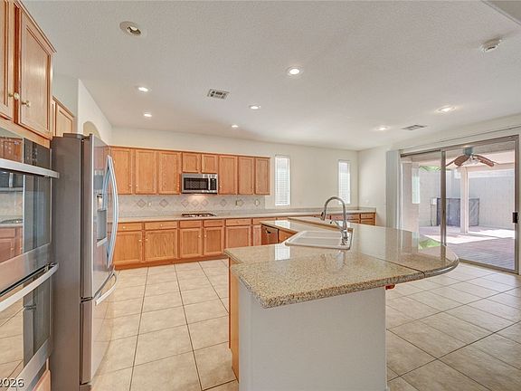 5th image of 849 Ashford Way