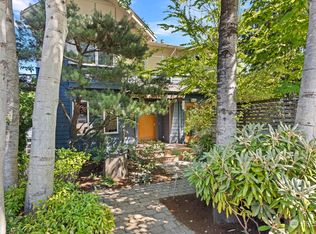 7510 34th Ave NE, Seattle, WA 98115