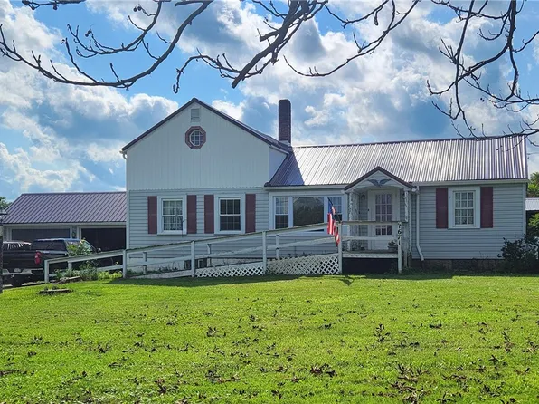 1671 Airport Rd, Fredonia, PA 16124