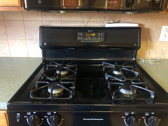 5th image of 3010 Candlebrook Dr