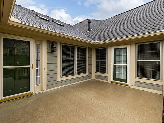 4th image of 1483 Pine View Dr