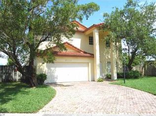9225 SW 212th Ter, Cutler Bay, FL 33189