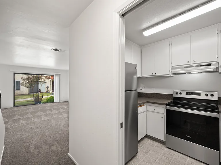 5580 Lake Park Way #28 — Photo 12