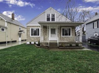 142 63rd St, Niagara Falls, NY 14304