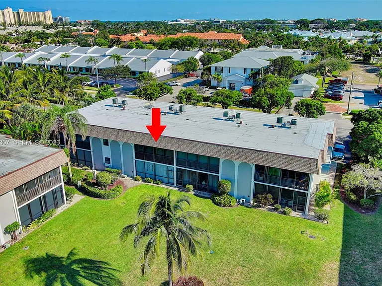 755 Saturn St #G202 — Photo 44
