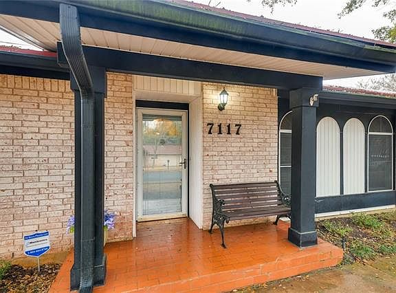 4th image of 7117 S Brook Dr